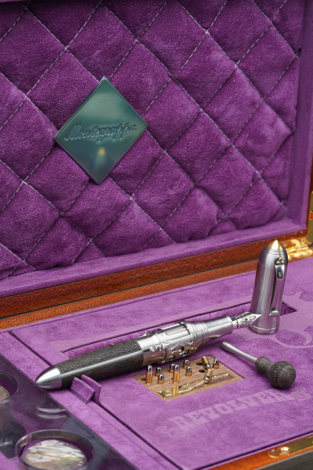 MONTEGRAPPA REVOLVER LIMITED EDITION FOUNTAIN PEN