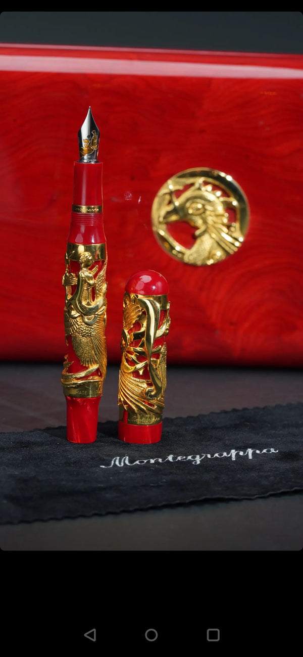 Montegrappa Eternal Bird Gold pen